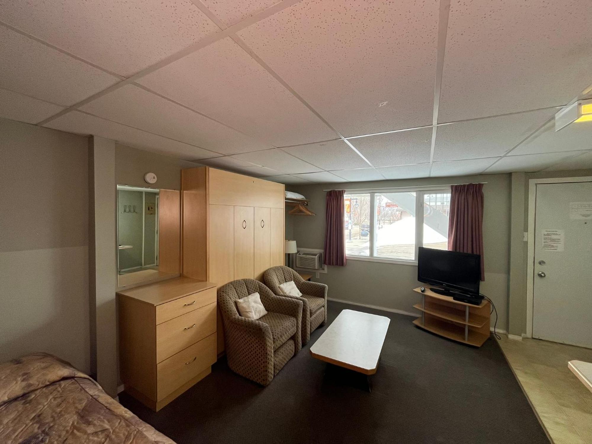 Raccoon Lodge Motel Sylvan Lake Pokój zdjęcie