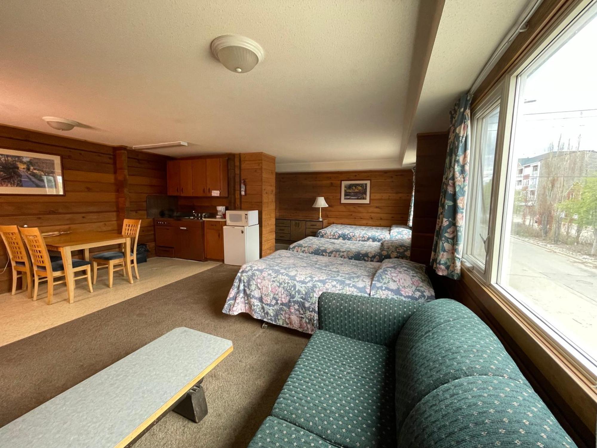 Raccoon Lodge Motel Sylvan Lake Zewnętrze zdjęcie